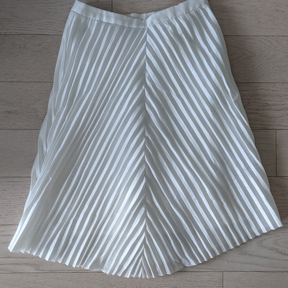 Topshop white pleated midi skirt